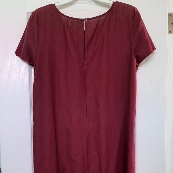 Old Navy Shift Dress with Front Cutout Pattern and a Slip size L - Picture 4 of 16